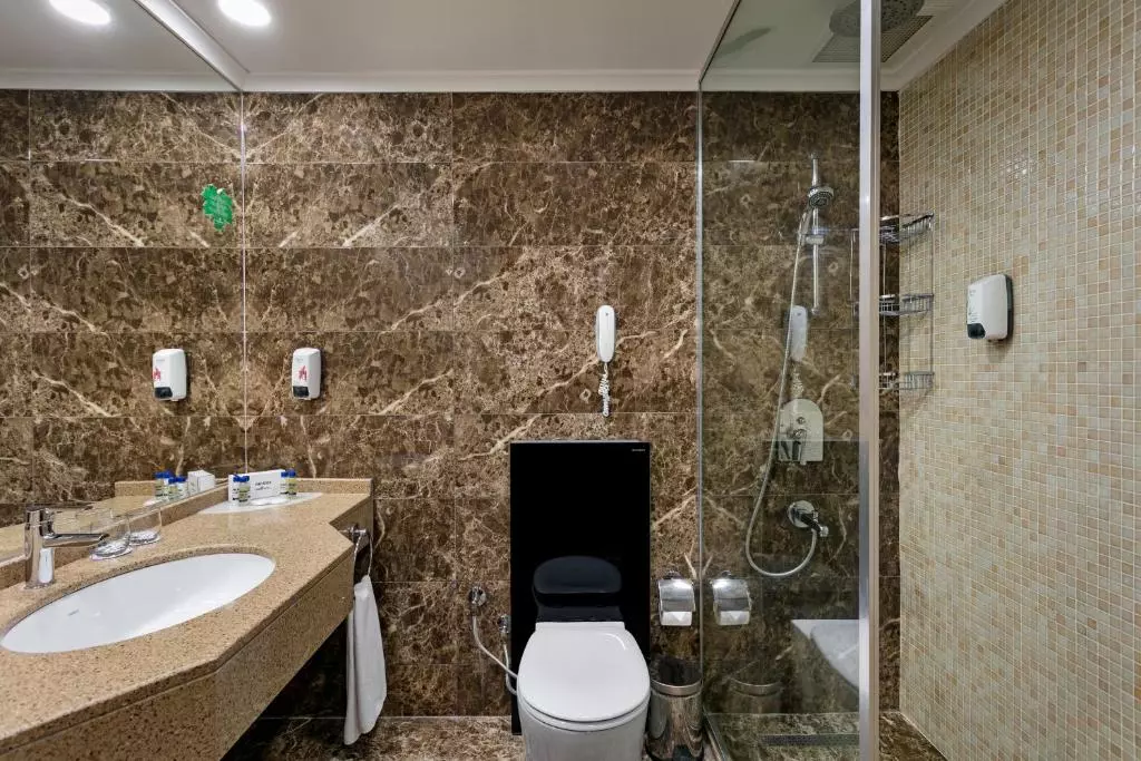 هتل پاین بیچ بلک آنتالیا